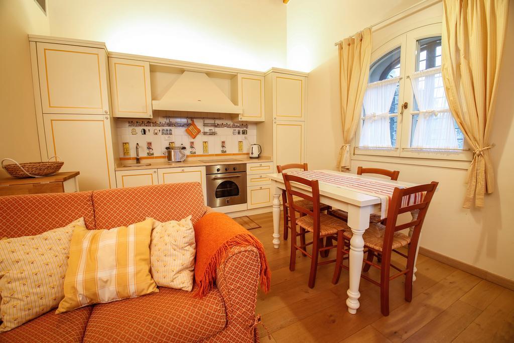 Casa Montecuccoli 몬텔루포피오렌티노 객실 사진